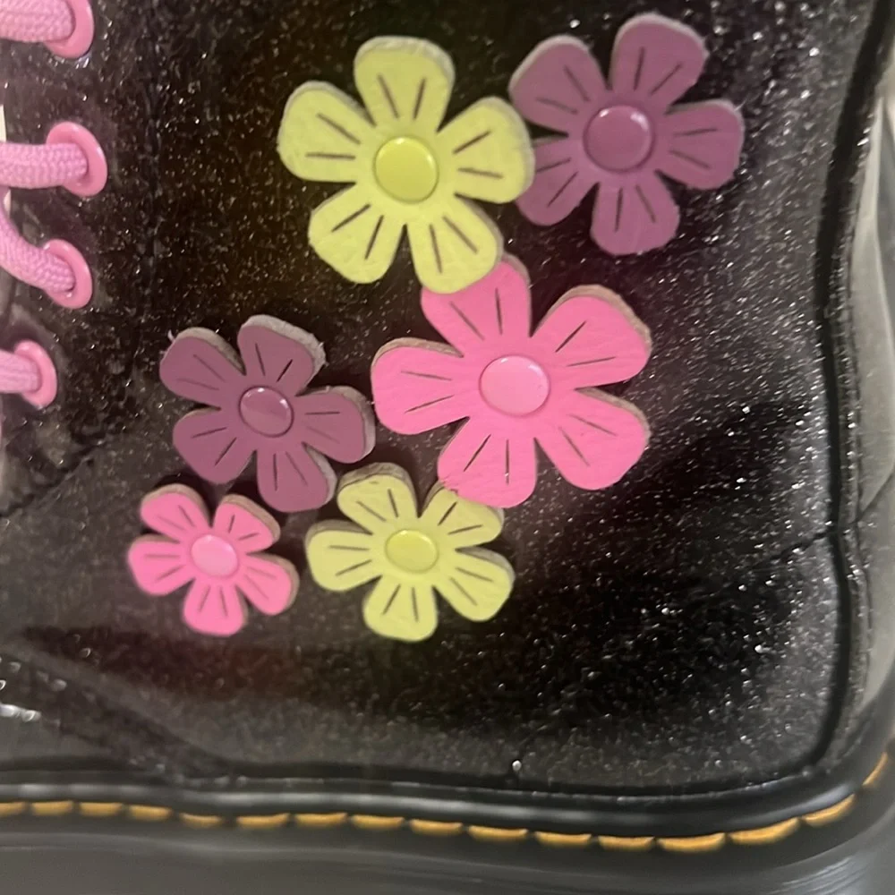 DR. MARTENS 1460 KIDS GLITTER & FLOWER APPLIQUÉ LACE‎ UP BOOTS SIZE US2
